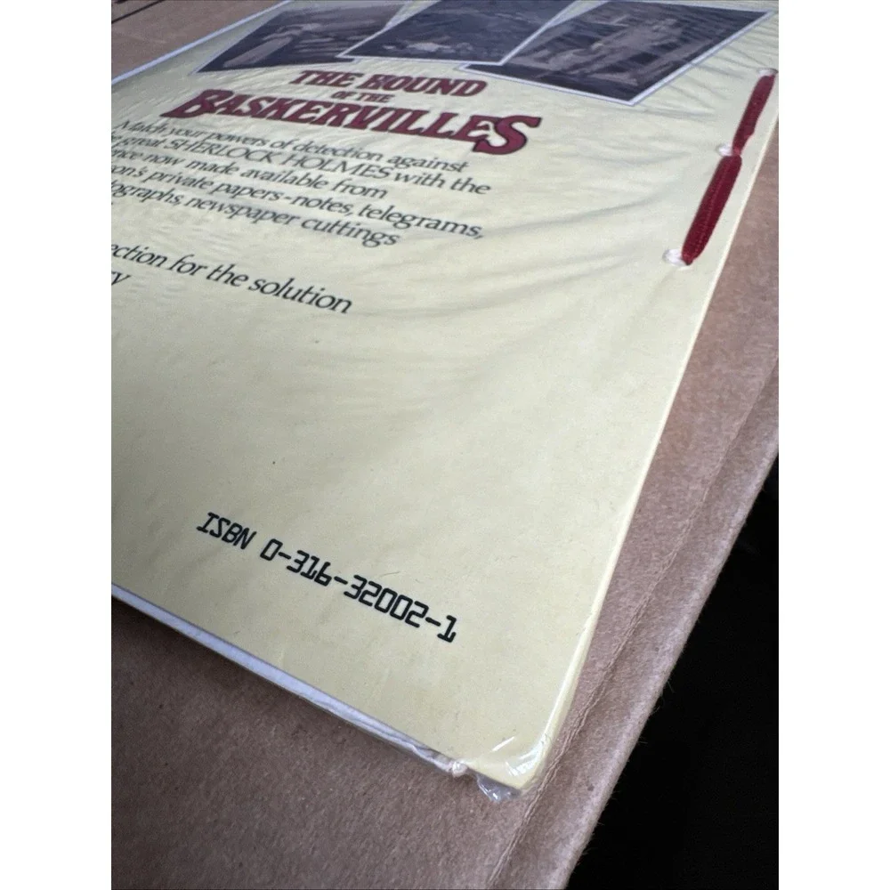 Sealed THE HOUND OF THE BASKERVILLES MURDER DOSSIER Arthur Conan‎ Doyle & Simon
